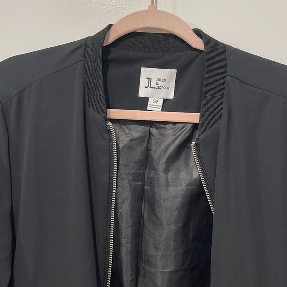 Black Lightweight Jacket - Picture 5 of 6